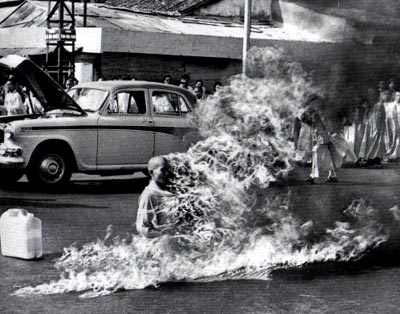 vietnam-monk-self-immolation vietnam-monk-self-immolation